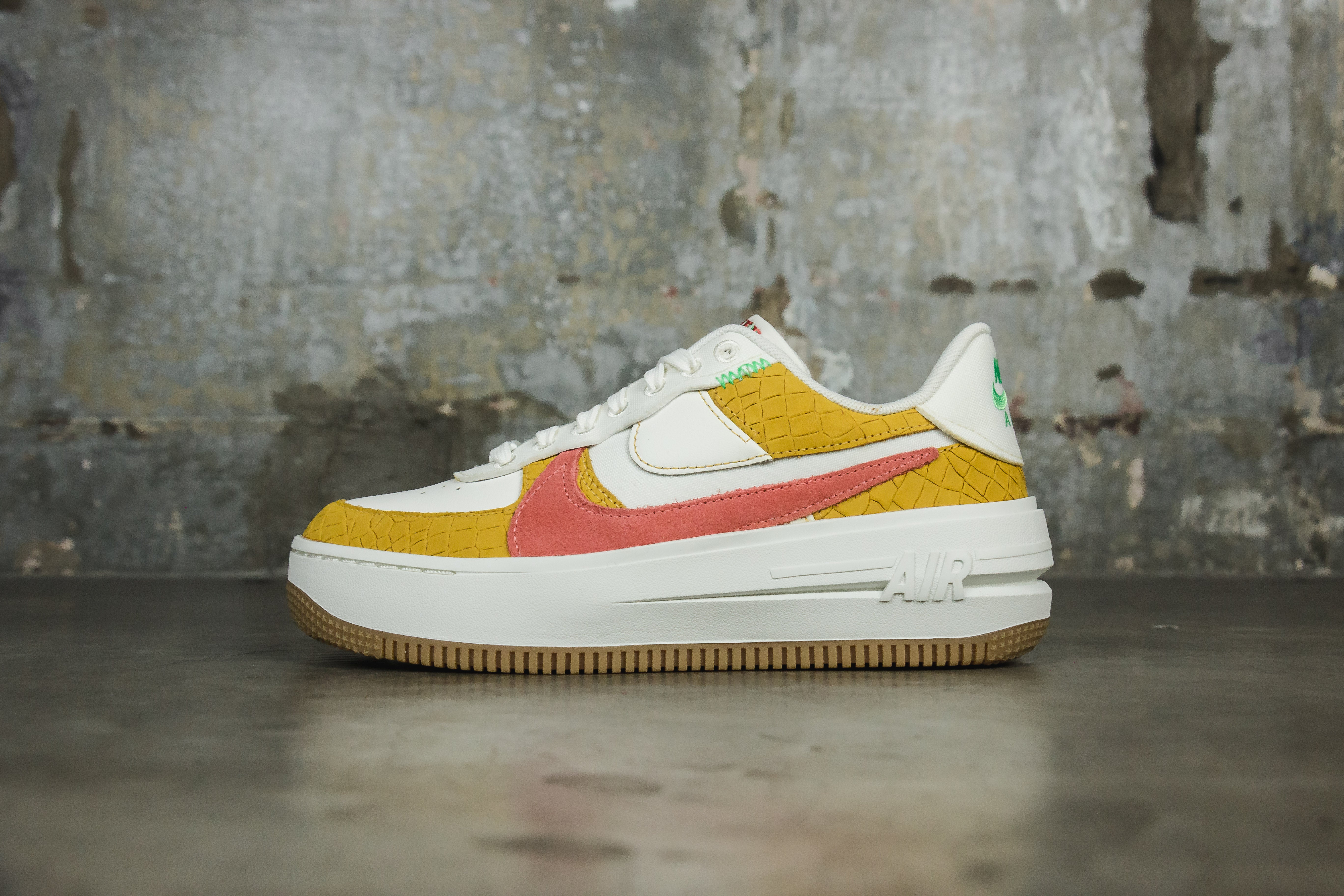 Women's Nike Air Force 1 PLT.AF.ORM LV8 – Lust México