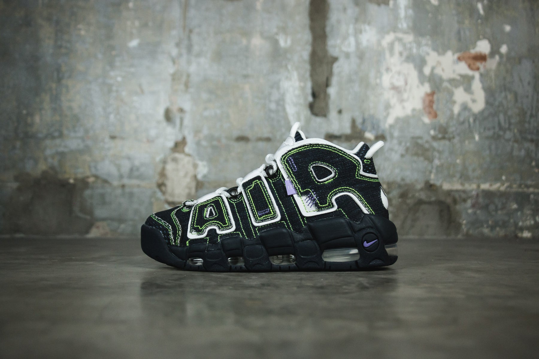 Women's Serena Williams Design Crew x Nike Air More Uptempo – Lust