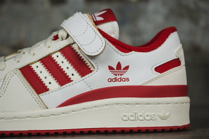 FORUM 84 LOW W      OWHITE/VIVRED/FTWWHT (6766239645762)