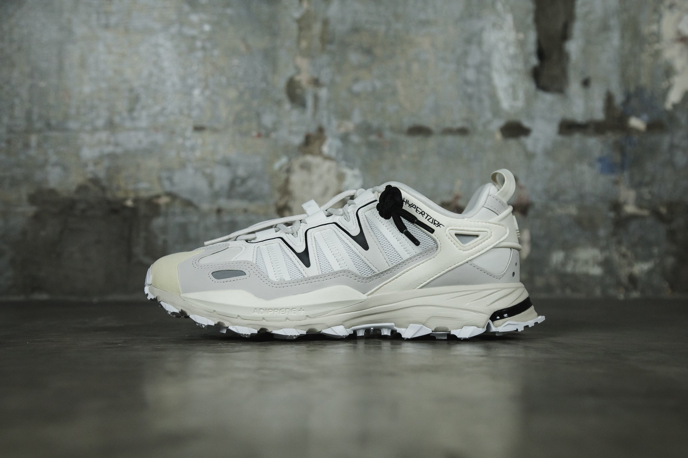 HYPERTURF W         GREONE/FTWWHT/OWHITE (6901793357890)