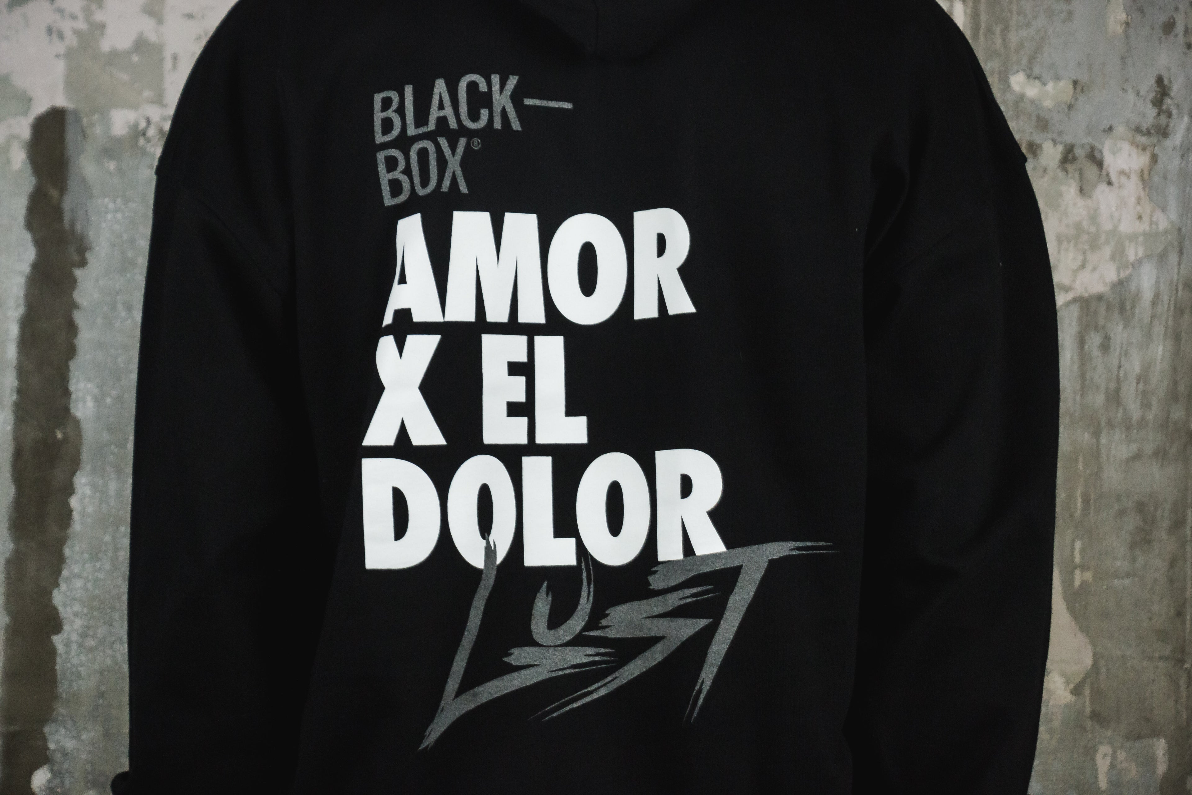LUST X BLACK BOX AMOR POR EL DOLOR HOODIE BLACK (6839787323458)