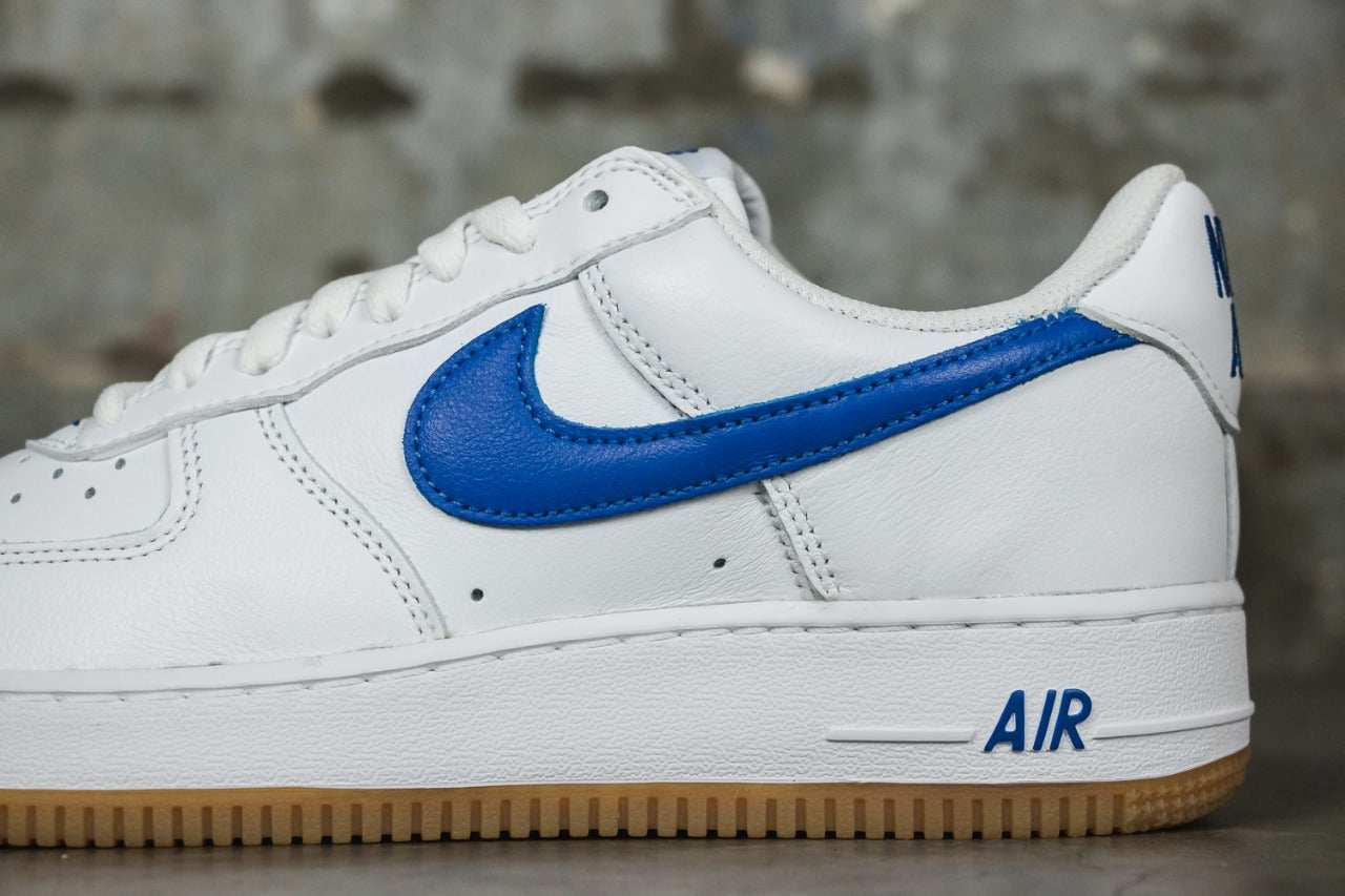 Air force one blancos best sale con azul